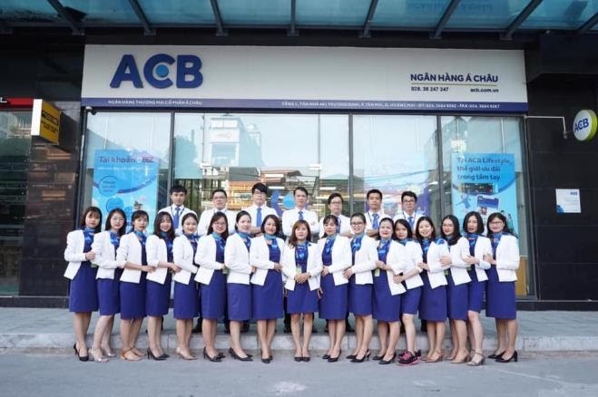 ban co the den truc tiep ngan hang acb de tim ma giao dich